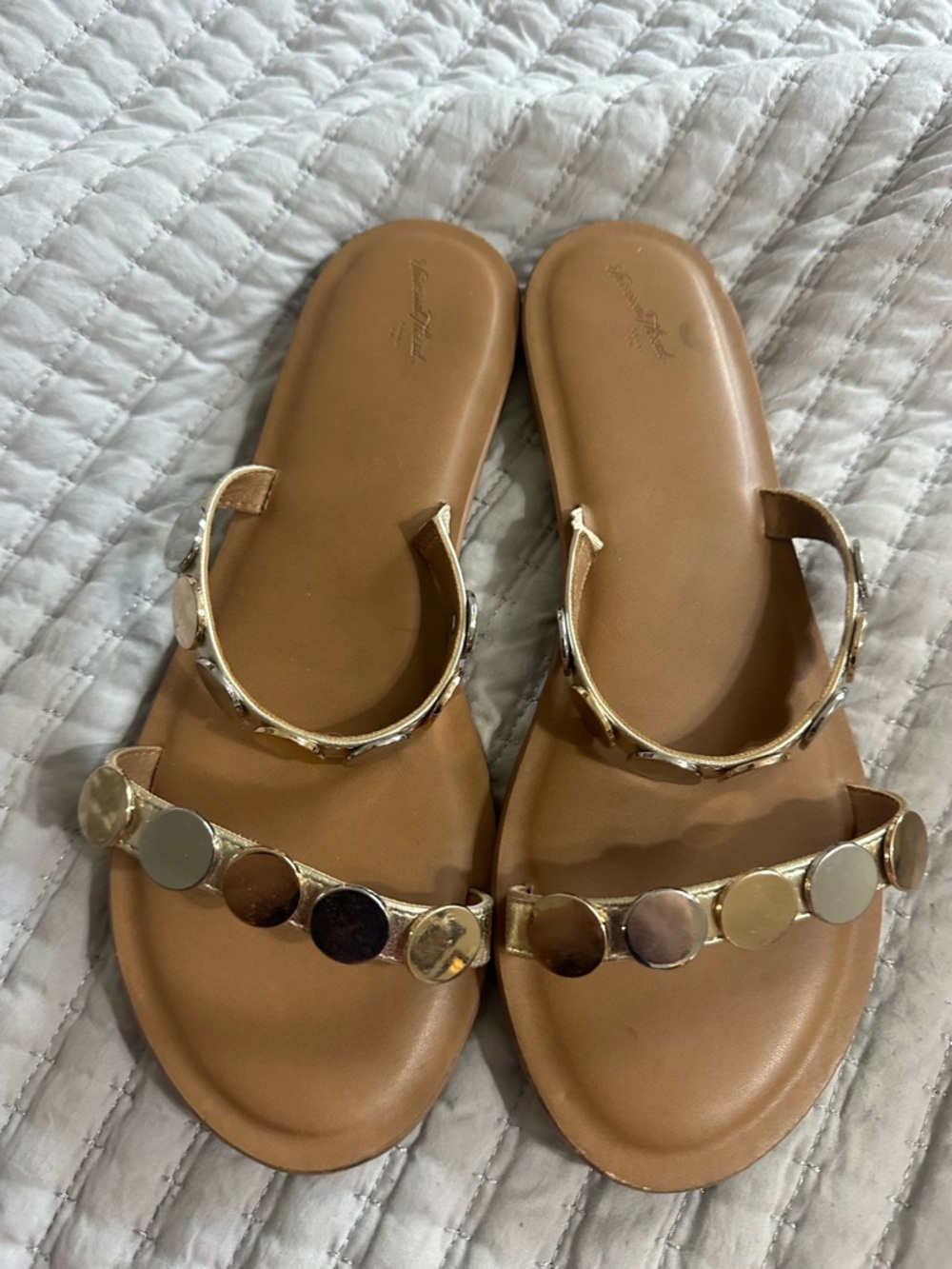 Universal Thread Tan Slide Sandals with Gold Disc Detail